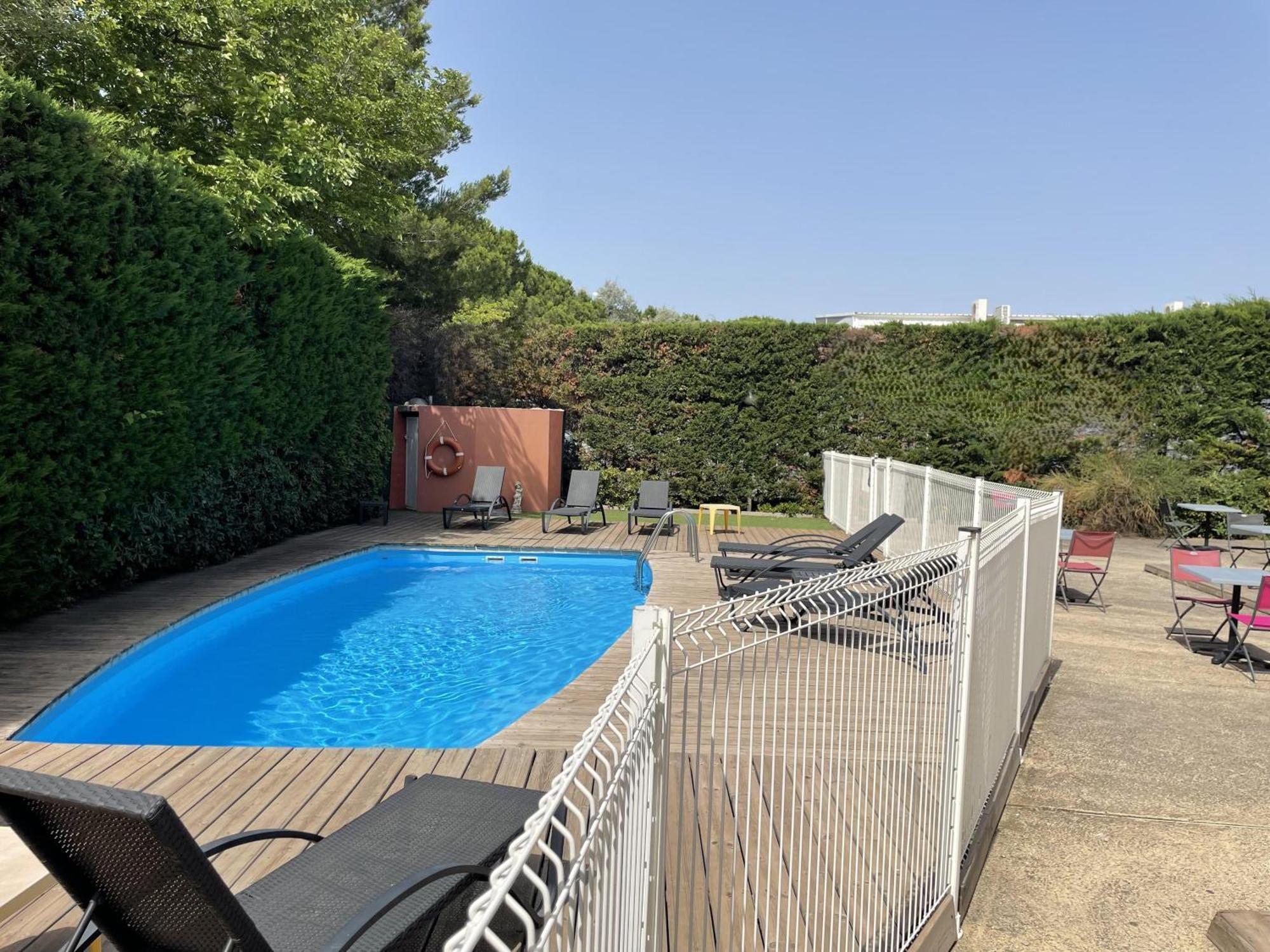 Kyriad Martigues Sud Экстерьер фото