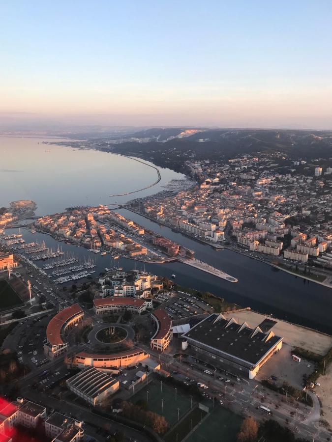 Kyriad Martigues Sud Экстерьер фото